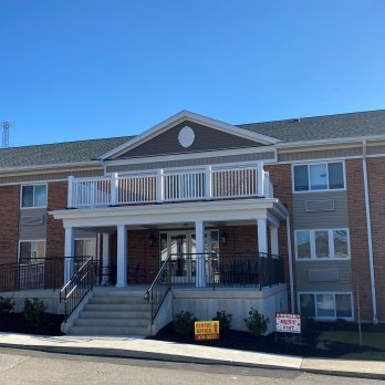 exterior view of building with balcony