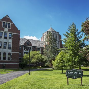 Exterior Front of SEM Villa